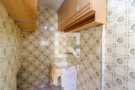 Casa à venda com 240m², 3 quartos e 2 vagas Casa à venda com 240m², 3 quartos e 2 vagasÁrea de Serviço