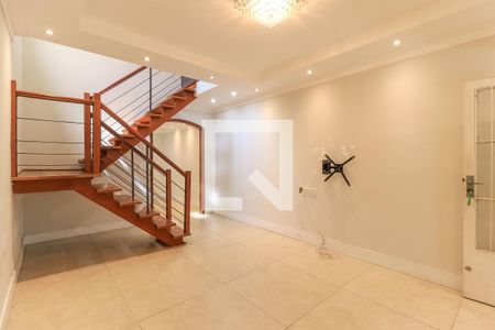 Sala de casa à venda com 3 quartos, 240m² em Jardim Aeroporto, São Paulo