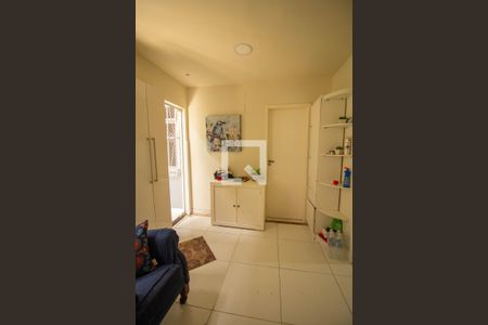 Casa à venda com 200m², 5 quartos e 1 vagaQuarto de Serviço