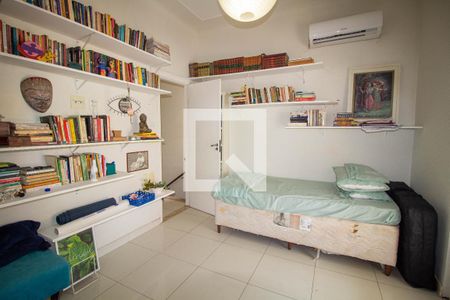 Casa à venda com 200m², 5 quartos e 1 vagaQuarto 1