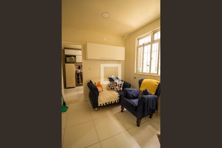 Casa à venda com 200m², 5 quartos e 1 vagaQuarto de Serviço