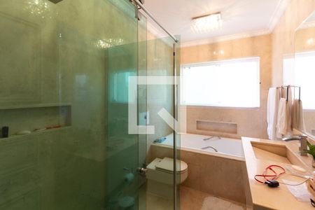 Casa para alugar com 247m², 3 quartos e 5 vagas Casa para alugar com 247m², 3 quartos e 5 vagasBanheiro