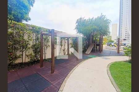 Apartamento para alugar com 51m², 2 quartos e 1 vaga Apartamento para alugar com 51m², 2 quartos e 1 vagaÁrea comum - Playground