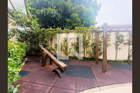 Apartamento para alugar com 51m², 2 quartos e 1 vaga Apartamento para alugar com 51m², 2 quartos e 1 vagaÁrea comum - Playground