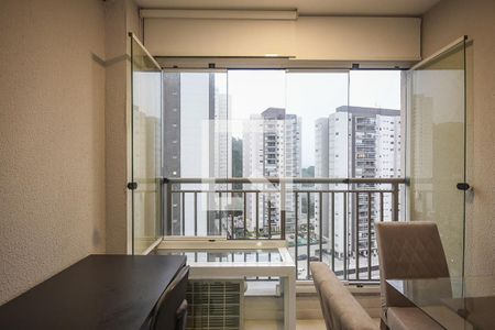 Varanda de kitnet/studio para alugar com 1 quarto, 47m² em Vila Andrade, São Paulo