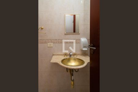 Casa à venda com 214m², 5 quartos e 2 vagasLavabo