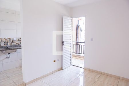 Sala de apartamento à venda com 2 quartos, 44m² em Vila Nhocuné, São Paulo