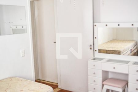 Apartamento à venda com 82m², 2 quartos e 3 vagas Apartamento à venda com 82m², 2 quartos e 3 vagasQuarto 1