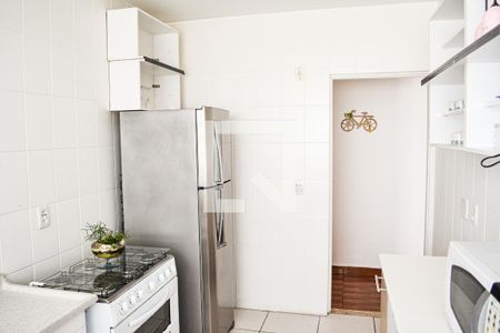 Apartamento à venda com 82m², 2 quartos e 3 vagas Apartamento à venda com 82m², 2 quartos e 3 vagasCozinha