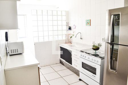 Apartamento à venda com 82m², 2 quartos e 3 vagas Apartamento à venda com 82m², 2 quartos e 3 vagasCozinha