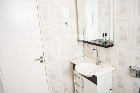 Apartamento à venda com 82m², 2 quartos e 3 vagas Apartamento à venda com 82m², 2 quartos e 3 vagasBanheiro