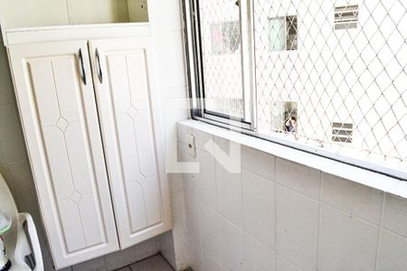 Apartamento à venda com 82m², 2 quartos e 3 vagas Apartamento à venda com 82m², 2 quartos e 3 vagasÁrea de Serviço