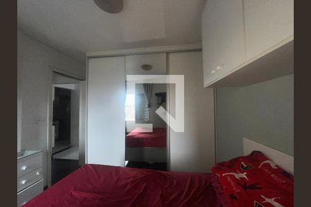Quarto 1 de apartamento para alugar com 2 quartos, 50m² em Vila Marieta, São Paulo