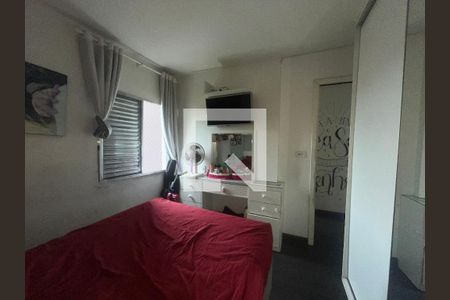 Quarto 1 de apartamento para alugar com 2 quartos, 50m² em Vila Marieta, São Paulo