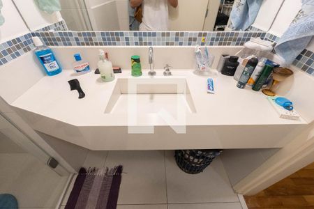 Apartamento à venda com 176m², 4 quartos e 1 vaga Apartamento à venda com 176m², 4 quartos e 1 vagaBanheiro