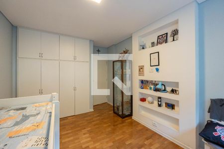 Apartamento à venda com 176m², 4 quartos e 1 vaga Apartamento à venda com 176m², 4 quartos e 1 vagaQuarto 2