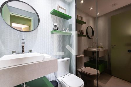 Banheiro Social de apartamento à venda com 2 quartos, 76m² em Água Branca, São Paulo