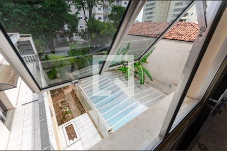 Casa para alugar com 250m², 1 quarto e 4 vagasBanheiro 2