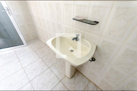 Casa para alugar com 250m², 1 quarto e 4 vagasBanheiro da Suíte