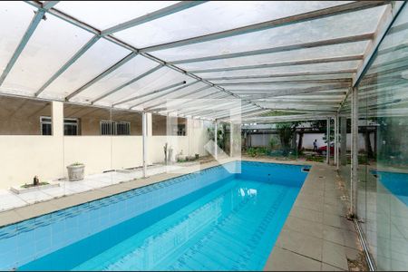 Casa para alugar com 250m², 1 quarto e 4 vagasPiscina