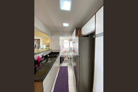 Apartamento à venda com 80m², 3 quartos e 2 vagas Apartamento à venda com 80m², 3 quartos e 2 vagasCozinha