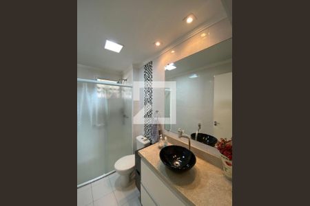 Apartamento à venda com 80m², 3 quartos e 2 vagas Apartamento à venda com 80m², 3 quartos e 2 vagasBanheiro Social