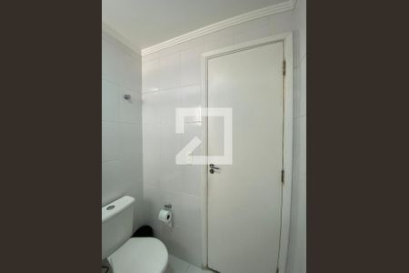 Apartamento à venda com 80m², 3 quartos e 2 vagas Apartamento à venda com 80m², 3 quartos e 2 vagasBanheiro da Suíte