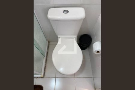 Apartamento à venda com 80m², 3 quartos e 2 vagas Apartamento à venda com 80m², 3 quartos e 2 vagasBanheiro da Suíte