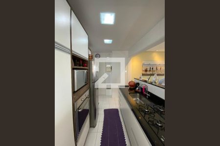 Apartamento à venda com 80m², 3 quartos e 2 vagas Apartamento à venda com 80m², 3 quartos e 2 vagasCozinha