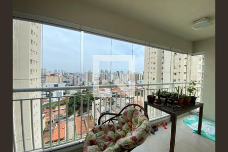 Apartamento à venda com 80m², 3 quartos e 2 vagas Apartamento à venda com 80m², 3 quartos e 2 vagasSacada