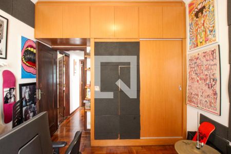 Casa para alugar com 160m², 4 quartos e 3 vagas Casa para alugar com 160m², 4 quartos e 3 vagasDetalhe do Escritório