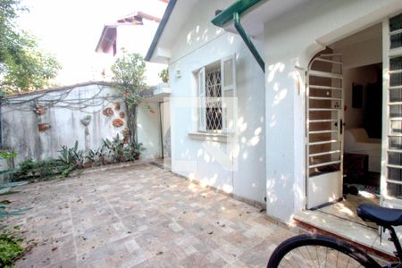 Casa para alugar com 160m², 4 quartos e 3 vagas Casa para alugar com 160m², 4 quartos e 3 vagasQuintal