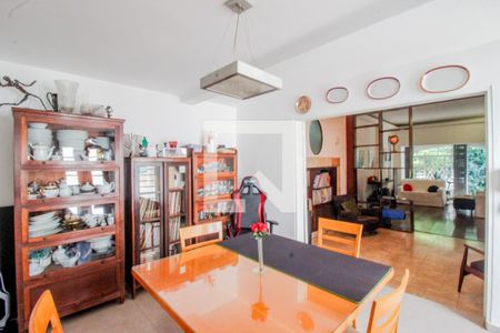 Casa para alugar com 160m², 4 quartos e 3 vagas Casa para alugar com 160m², 4 quartos e 3 vagasSala de Jantar