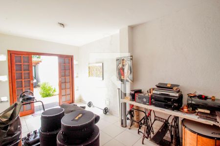 Casa para alugar com 160m², 4 quartos e 3 vagas Casa para alugar com 160m², 4 quartos e 3 vagasQuarto de Serviço