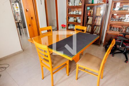 Casa para alugar com 160m², 4 quartos e 3 vagas Casa para alugar com 160m², 4 quartos e 3 vagasDetalhe da Sala de Jantar