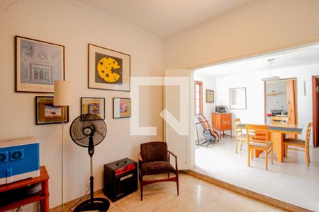 Casa para alugar com 160m², 4 quartos e 3 vagas Casa para alugar com 160m², 4 quartos e 3 vagasSala 2