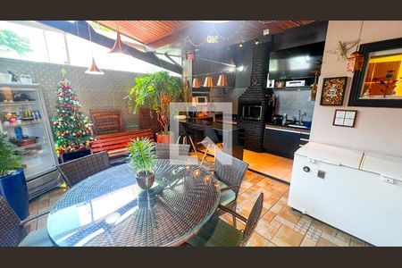 Área Gourmet de casa à venda com 3 quartos, 180m² em Vila Copacabana, Belo Horizonte