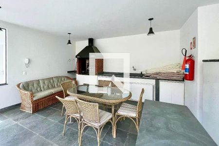 Apartamento à venda com 250m², 3 quartos e 4 vagasChurrasqueira