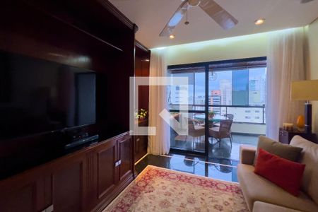 Apartamento à venda com 250m², 3 quartos e 4 vagasSala Íntima