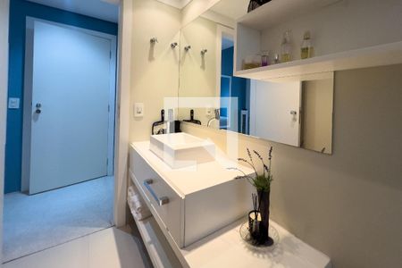 Apartamento à venda com 250m², 3 quartos e 4 vagasBanheiro da Suíte 1