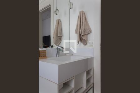 Apartamento à venda com 156m², 3 quartos e 3 vagasBanheiro da Suíte 2