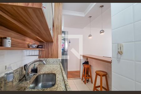 Apartamento à venda com 70m², 2 quartos e 2 vagasCozinha