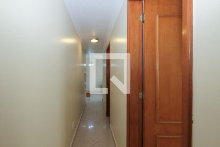 Corredor de apartamento à venda com 2 quartos, 63m² em Grajau, Rio de Janeiro