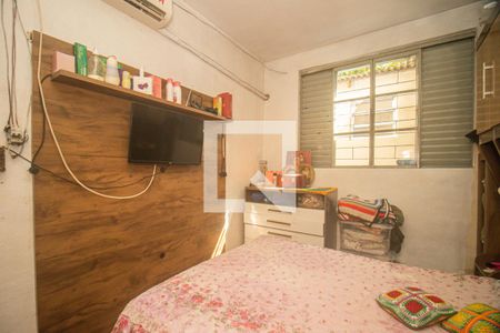 Quarto 2 de apartamento para alugar com 2 quartos, 80m² em Rubem Berta, Porto Alegre