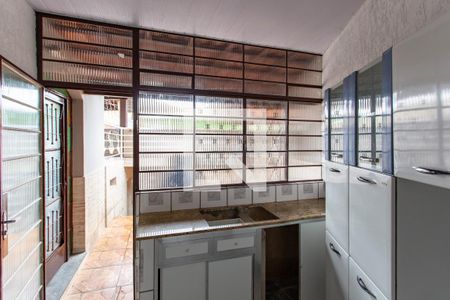 Casa à venda com 100m², 3 quartos e 1 vaga Casa à venda com 100m², 3 quartos e 1 vagaCozinha