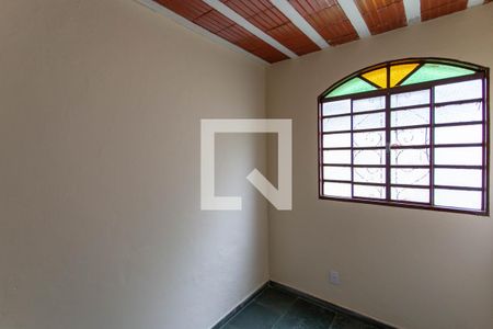 Quarto 1 de casa à venda com 3 quartos, 100m² em Rio Branco, Belo Horizonte