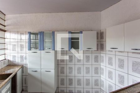 Casa à venda com 100m², 3 quartos e 1 vaga Casa à venda com 100m², 3 quartos e 1 vagaCozinha