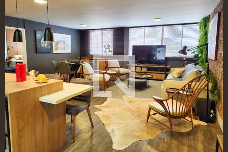 Sala de apartamento para alugar com 2 quartos, 120m² em Batel, Curitiba