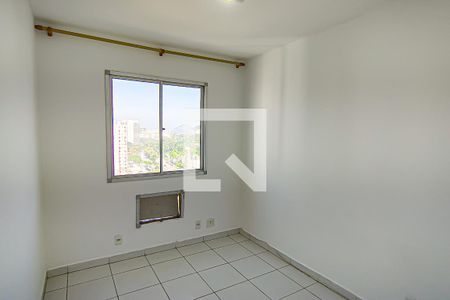 Quarto de apartamento à venda com 2 quartos, 60m² em Vargem Pequena, Rio de Janeiro