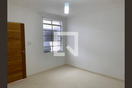 Sala  de casa para alugar com 2 quartos, 120m² em Vila Monumento, São Paulo